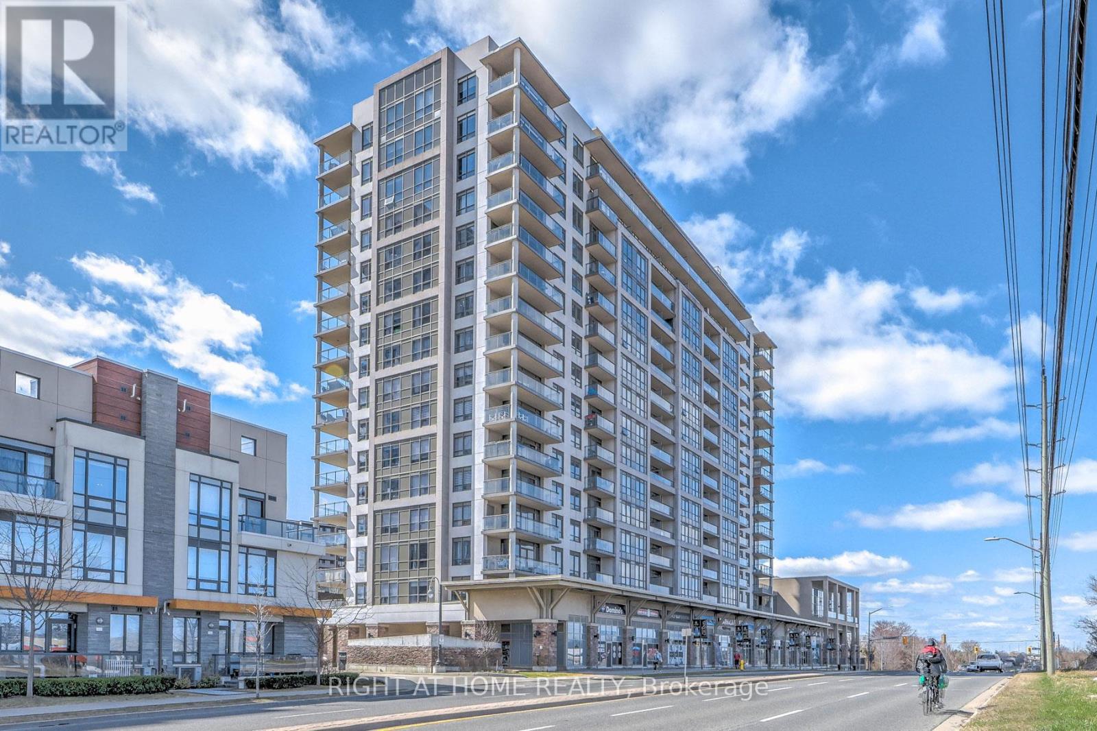 Primary image of 702 - 1235 BAYLY STREET|Pickering (Bay Ridges), Ontario L1W1L7