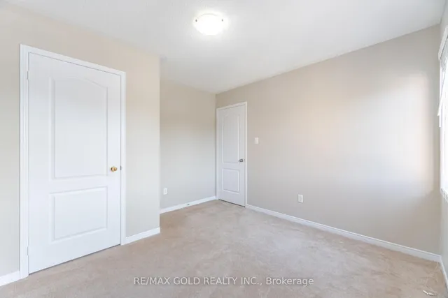 Additional image 36 of 26 Bushmill Circ