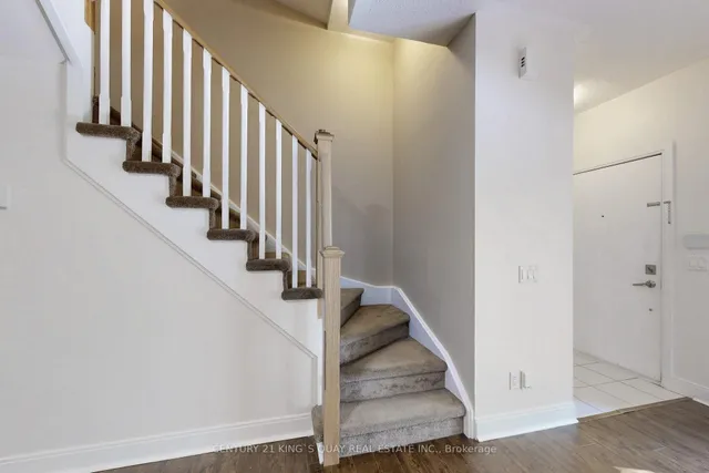 Additional image 15 of 315 Village Green Sq Unit 50