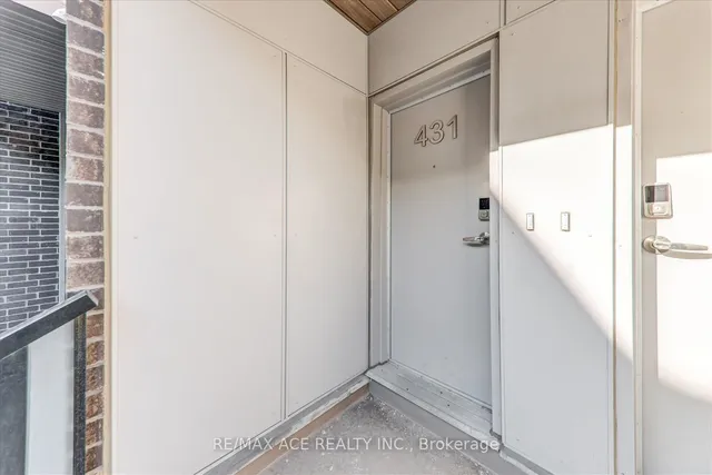 Additional image 6 of 2789 Eglinton Ave Unit 431