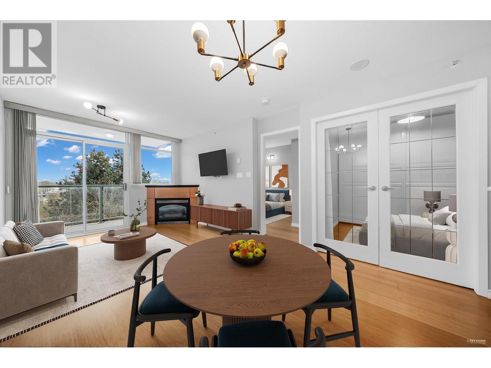 602 2733 CHANDLERY PLACE|Vancouver, British Columbia V5S4V3