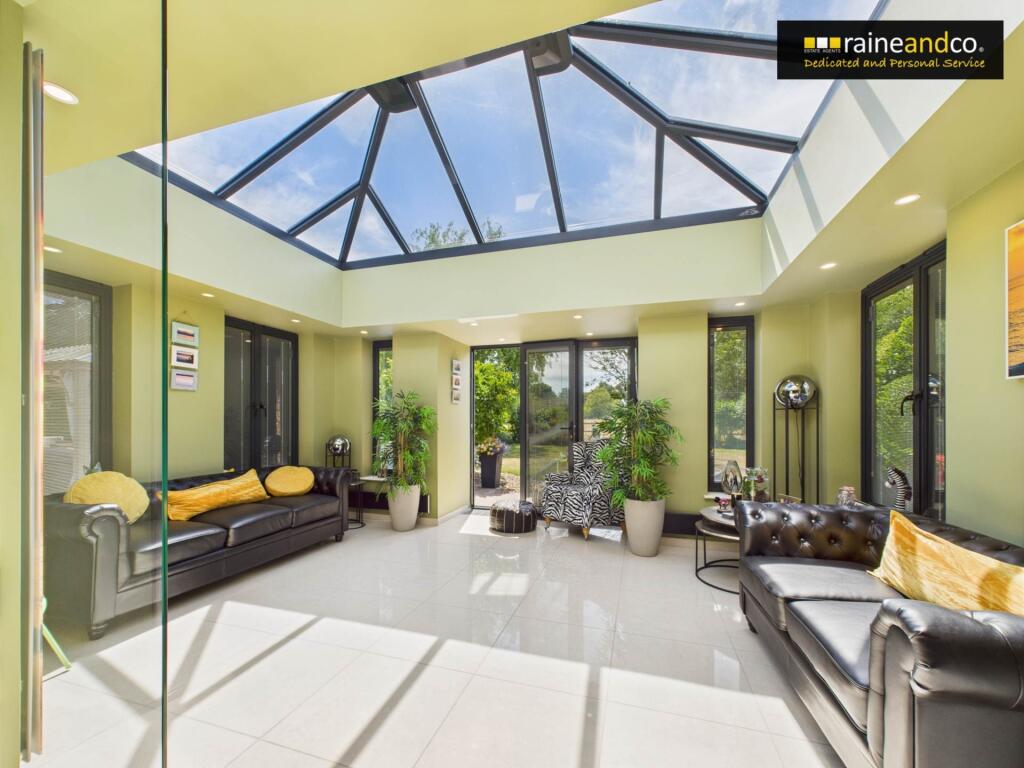 Additional image 18 of Home Farm Road, Brookmans Park