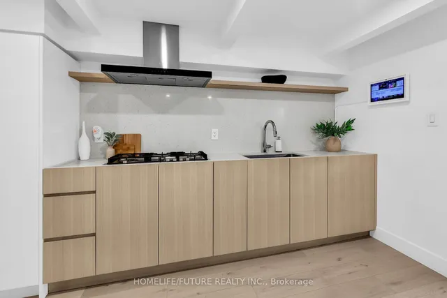 Additional image 10 of 660 Pape Ave Unit 102