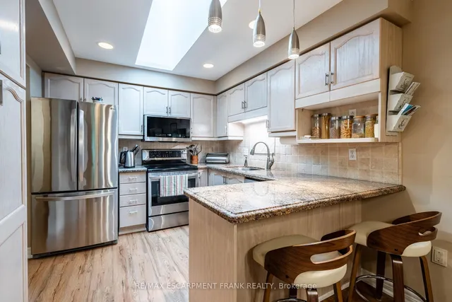 Additional image 8 of 810 GOLF LINKS Rd Unit 23