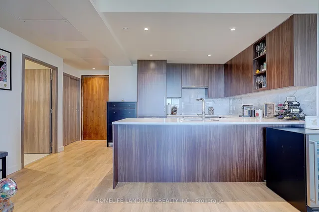 Additional image 9 of 85 Mcmahon Dr Unit 3502