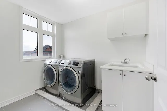 Additional image 36 of 28 Wardenwood Dr