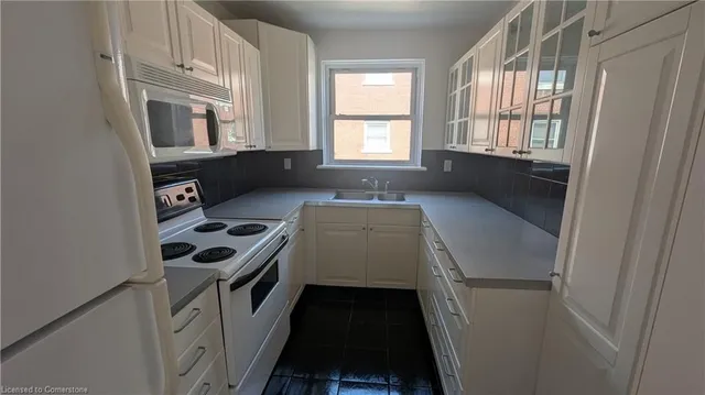 Additional image 7 of 5 East 36th St Unit 305C