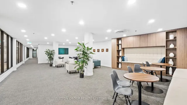 Additional image 37 of 22 Southport St Unit 433