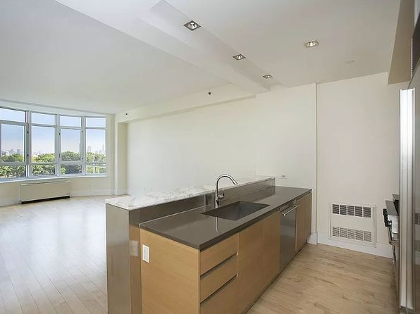 20 Bayard St APT 11D, Brooklyn, NY 11211