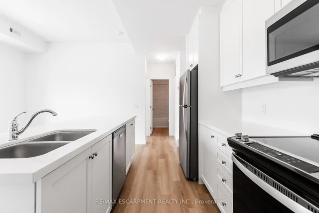 Additional image 12 of 249 Burke St