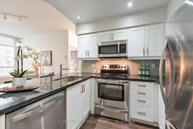Additional image 6 of 33 Sheppard Ave Unit 201