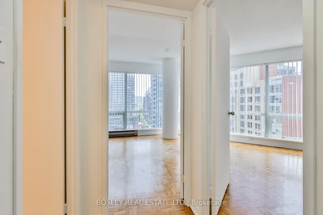 Additional image 19 of 1001 Bay St Unit 1304