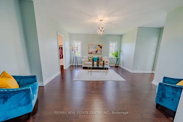 Additional image 29 of 22 Malaspina Clse