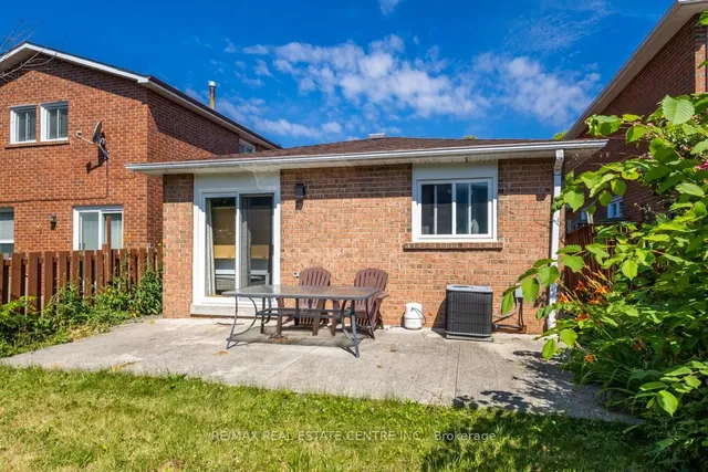 Additional image 39 of 21 Chopin Cres