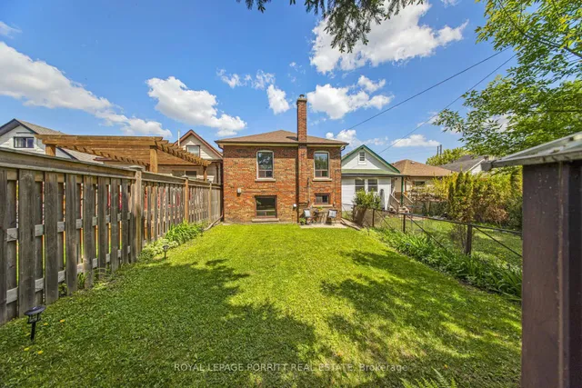 Additional image 43 of 126 A Sixteenth St