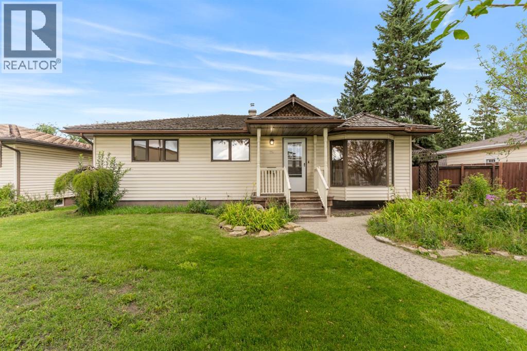 716 44 Avenue NW|Calgary, Alberta T2K0J4