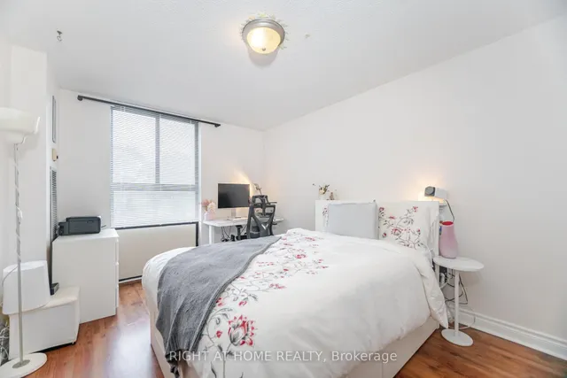 Additional image 17 of 260 Seneca Hill Dr Unit 210