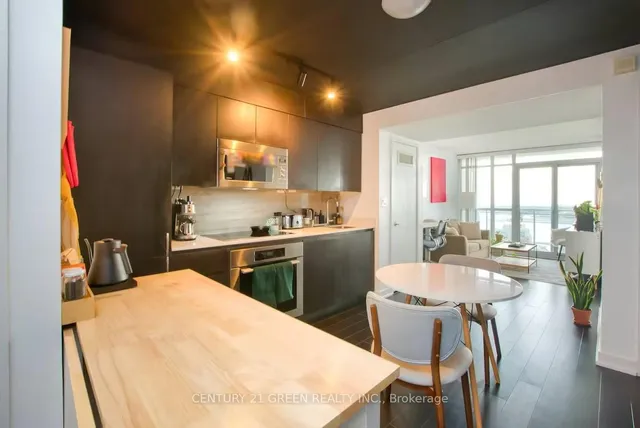 Additional image 7 of 15 Iceboat Terr Unit 2308