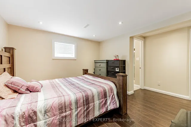 Additional image 24 of 25 Bruce Beer Dr