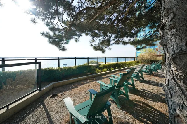 Additional image 31 of 55 Harbour Sq Unit 1917