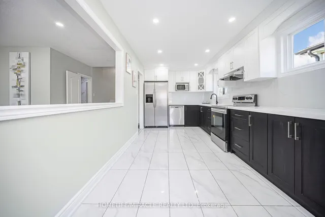 Additional image 15 of 3777 Woodruff Cres