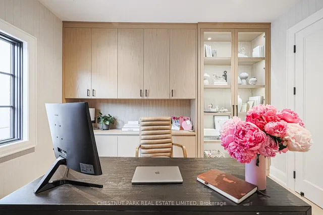 Additional image 37 of 142 Buckingham Ave