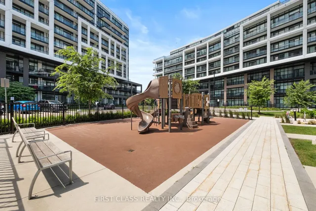 Additional image 34 of 60 George Butchart Dr Unit 107