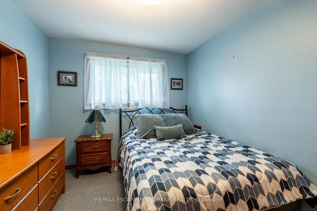 Additional image 24 of 6 DEAN Ave