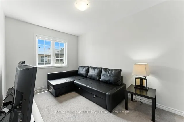 Additional image 20 of 377 GLANCASTER Rd Unit 37