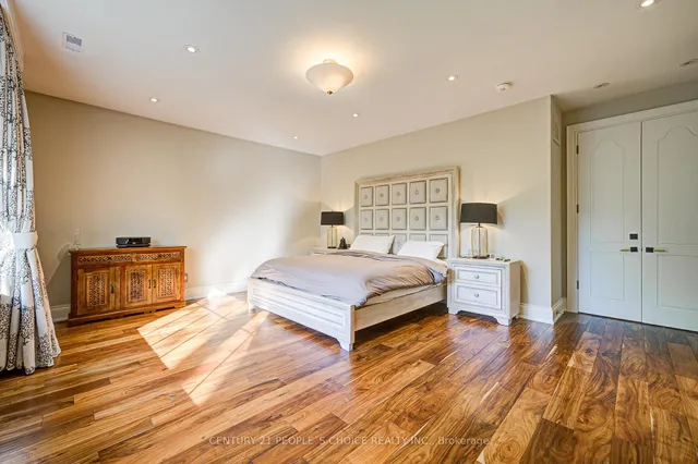 Additional image 35 of 42 Harold St