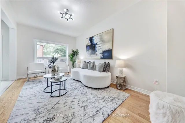 Additional image 9 of 62 Wyper Sq