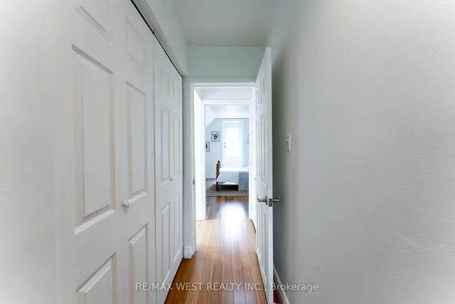 Additional image 26 of 52 Woodycrest Ave