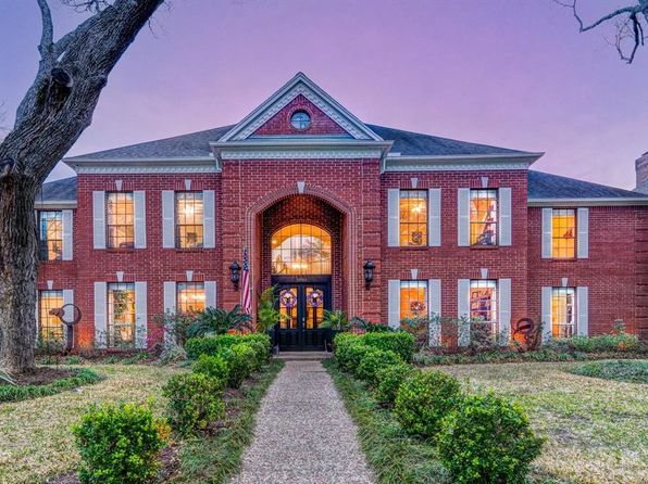 15903 Redwood Place Dr, Houston, TX 77079