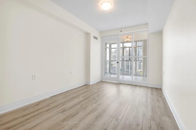 Additional image 12 of 3 Marine Parade Dr Unit 1504