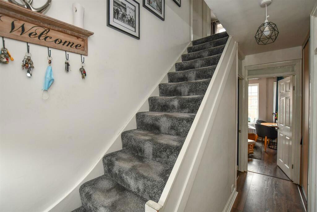 Additional image 7 of High Street, London Colney, St. Albans, Hertfordshire, AL2 1QF