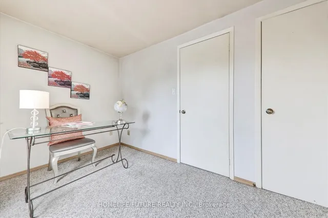 Additional image 28 of 59 Sandyhook Sq