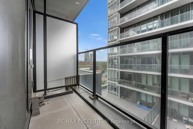 Additional image 23 of 1 Jarvis St Unit 614