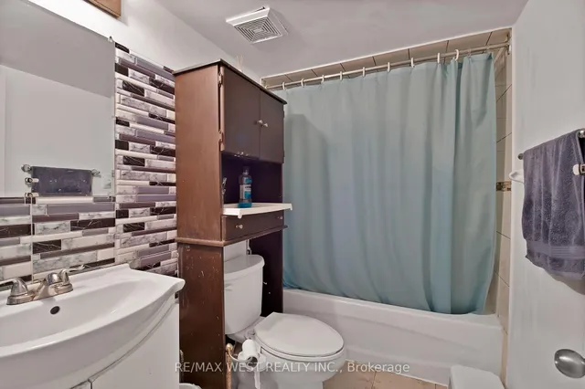 Additional image 44 of 3 Fallowfield Rd