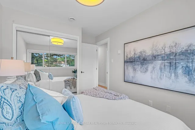 Additional image 23 of 1576 Kerns Rd Unit 6