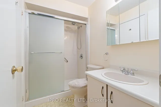 Additional image 16 of 5 Greenleaf Cres