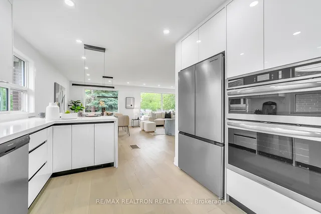 Additional image 4 of 250 Acton Ave