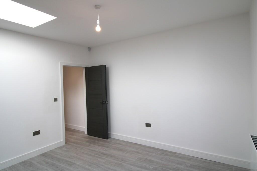 Additional image 8 of South Street, Off High Street