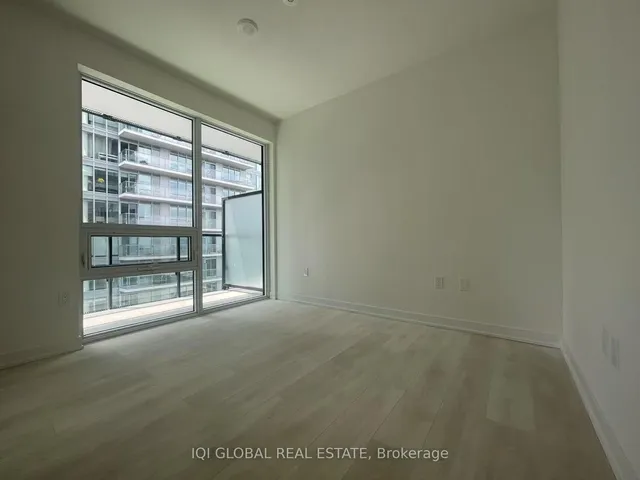 Additional image 13 of 117 Broadway Ave Unit 2204