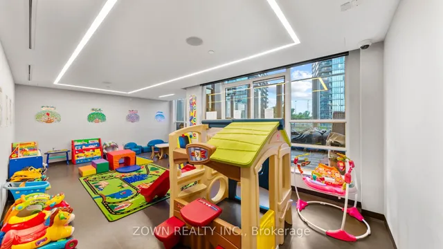 Additional image 41 of 36 Park Lawn Rd Unit 1408