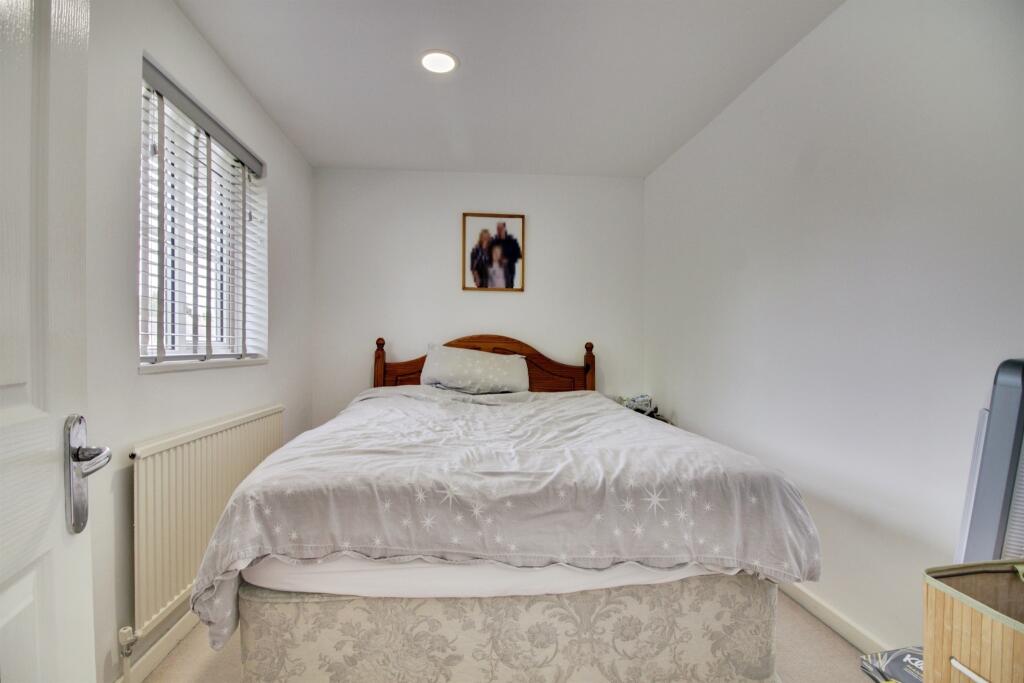 Additional image 10 of Whitethorn, Welwyn Garden City