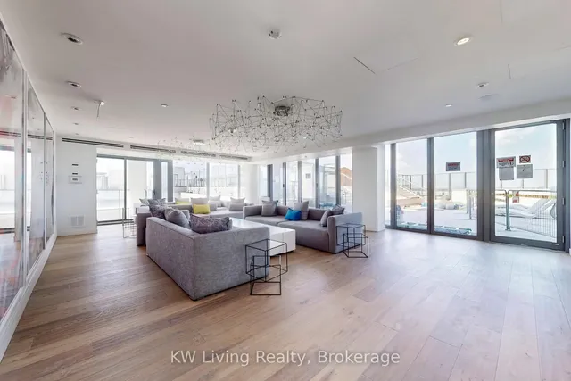 Additional image 28 of 5 Soudan Ave Unit 917