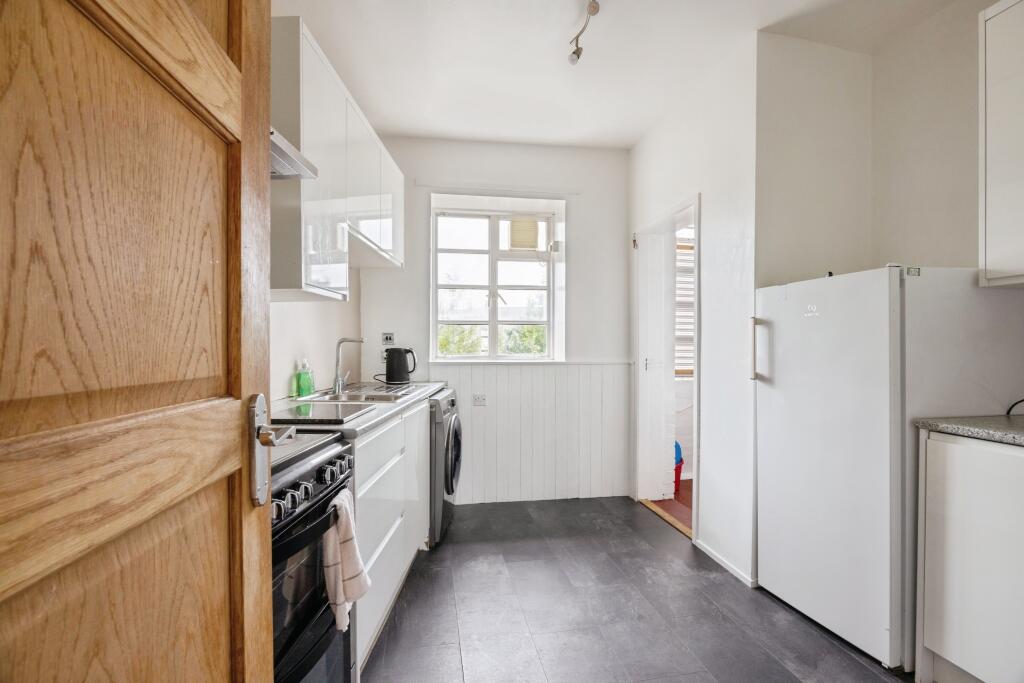 Additional image 10 of Rosemount Square, Aberdeen, AB25