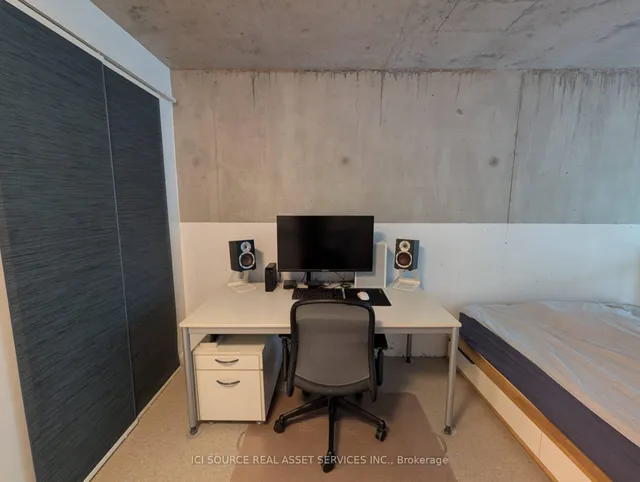 Additional image 22 of 954 King St Unit 319