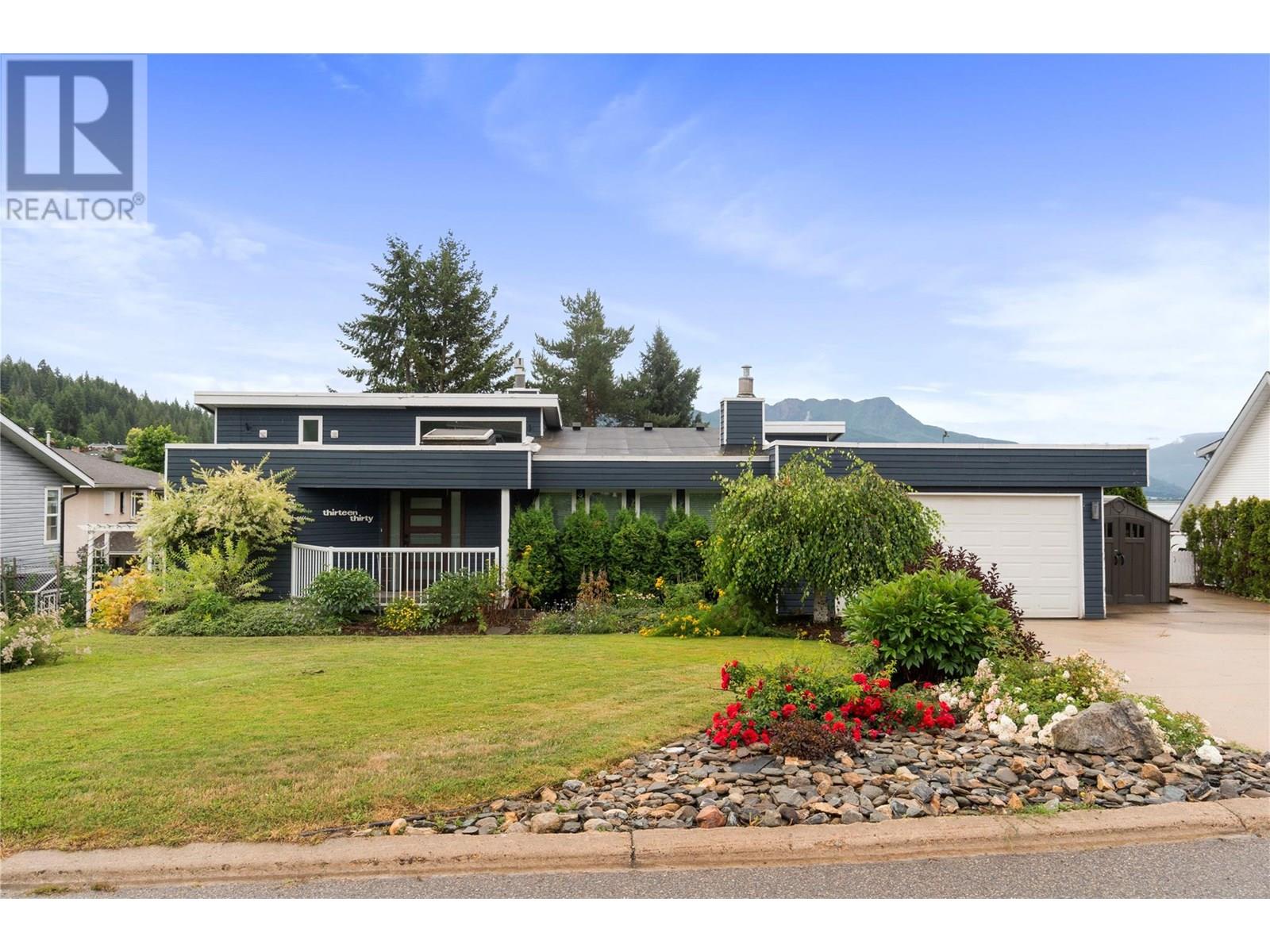 Property image for 1330 50 Avenue NE|Salmon Arm, British Columbia V1E3N1