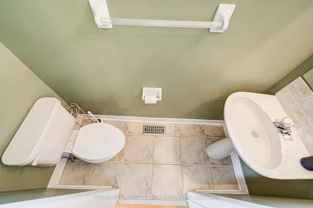 Additional image 16 of 485 Bristol Rd Unit 12